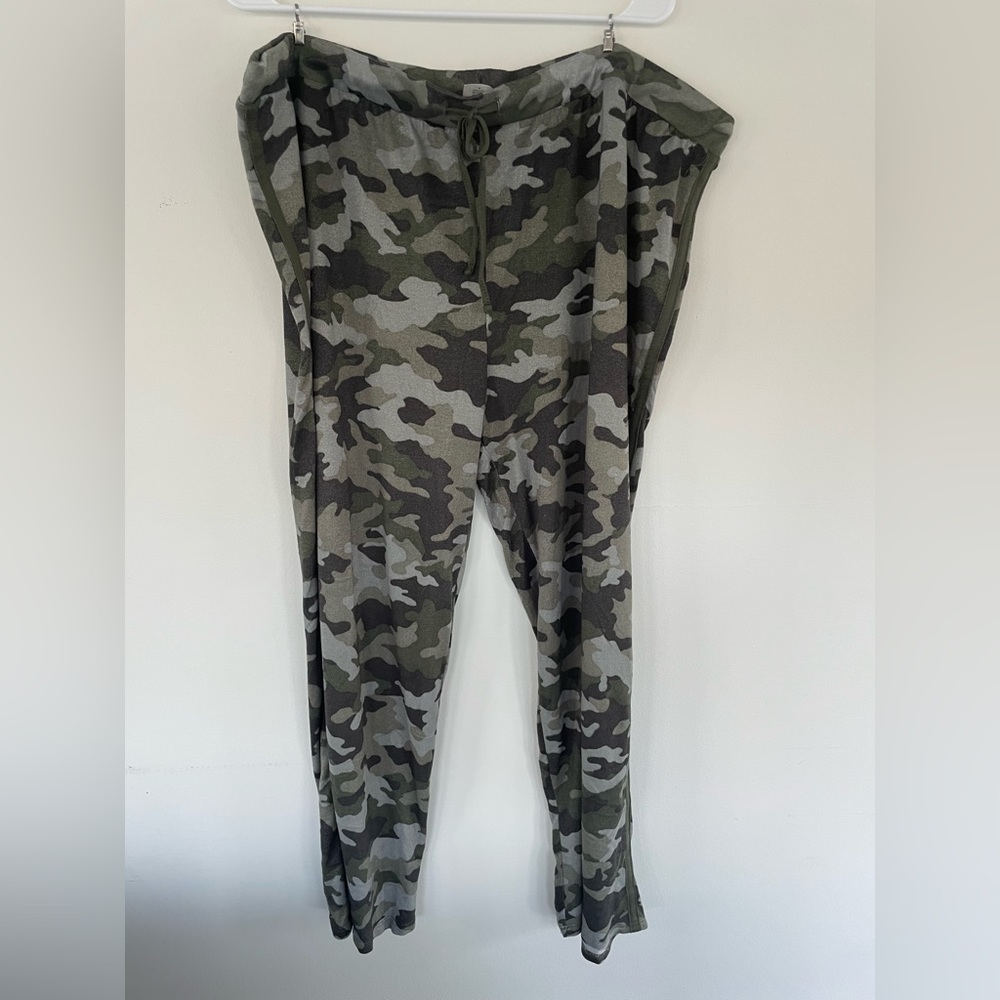 Lucky brand | camo | plus size | pajama set | 3x super soft